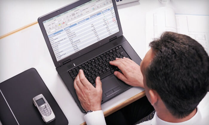 A diferença na padronização de serviços em relação aos materiais na elaboração do PDM